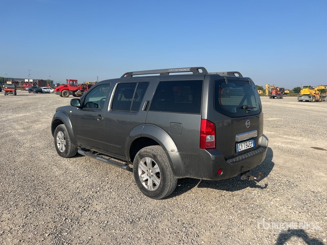 2006 Nissan Pathfinder SUV - Maastur: pilt 4 2006 Nissan Pathfinder SUV - Maastur: pilt 4