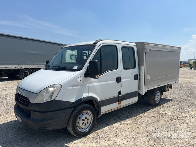2012 Iveco 35S15 Crew Cab (Inoperable) Curtain Side Truck - Hooldusniiduk/ Multšer: pilt 3 2012 Iveco 35S15 Crew Cab (Inoperable) Curtain Side Truck - Hooldusniiduk/ Multšer: pilt 3