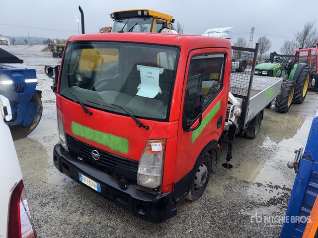 2013 Nissan Cabstar 35.12 (Inoperable) Flatbed Truck with Crane - Madelveok/ Platvormveok: pilt 2 2013 Nissan Cabstar 35.12 (Inoperable) Flatbed Truck with Crane - Madelveok/ Platvormveok: pilt 2