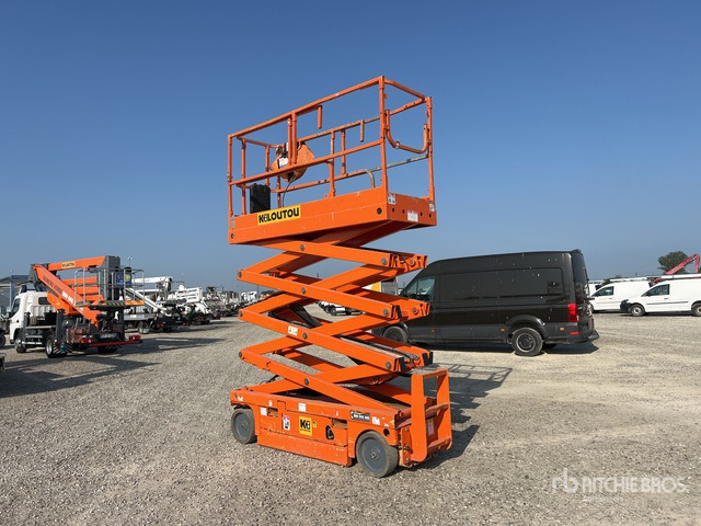 2015 Haulotte Compact 10 Electric Scissor Lift - Käärlift: pilt 4 2015 Haulotte Compact 10 Electric Scissor Lift - Käärlift: pilt 4