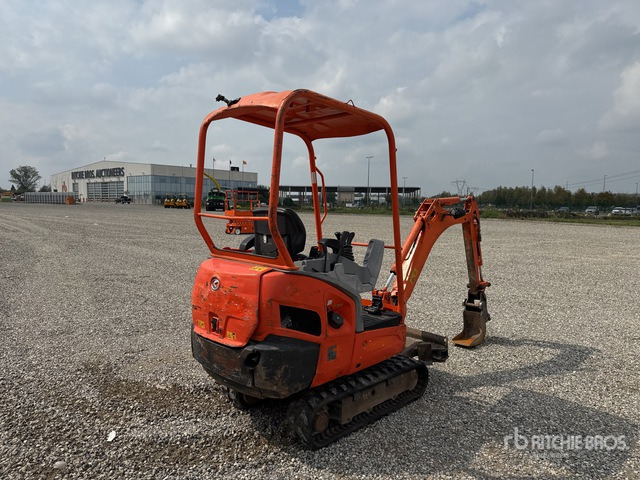 2015 Kubota KX016-4 Mini escavatore:  <6.6t - Miniekskavaator: pilt 4 2015 Kubota KX016-4 Mini escavatore:  <6.6t - Miniekskavaator: pilt 4