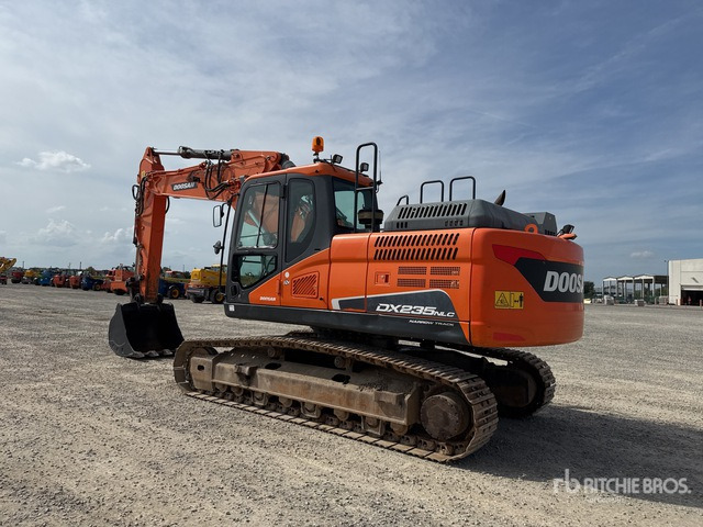 2017 Doosan DX235NLC-5 Escavatore cingolato - Lintekskavaator: pilt 4 2017 Doosan DX235NLC-5 Escavatore cingolato - Lintekskavaator: pilt 4
