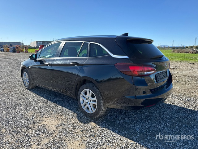 2017 Opel Astra Sport Tourer Automobile - Auto: pilt 4 2017 Opel Astra Sport Tourer Automobile - Auto: pilt 4