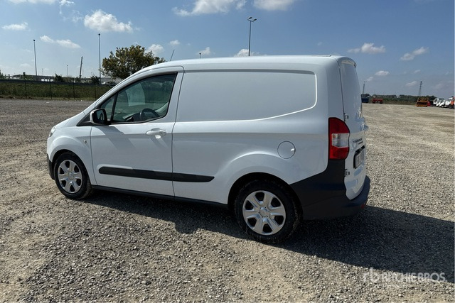 2018 Ford Transit Courier Autocarro furgonato - Väike kaubik: pilt 3 2018 Ford Transit Courier Autocarro furgonato - Väike kaubik: pilt 3