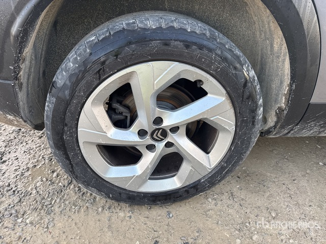 2022 Citroen C5 Aircross BLUEHDI 130 SES BUSINESS SUV - Maastur: pilt 4 2022 Citroen C5 Aircross BLUEHDI 130 SES BUSINESS SUV - Maastur: pilt 4