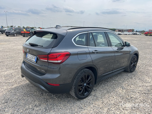 BMW X1 Automobile - Auto: pilt 4 BMW X1 Automobile - Auto: pilt 4