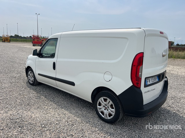 Fiat Doblo Cargo Van Truck - Kaubik: pilt 3 Fiat Doblo Cargo Van Truck - Kaubik: pilt 3