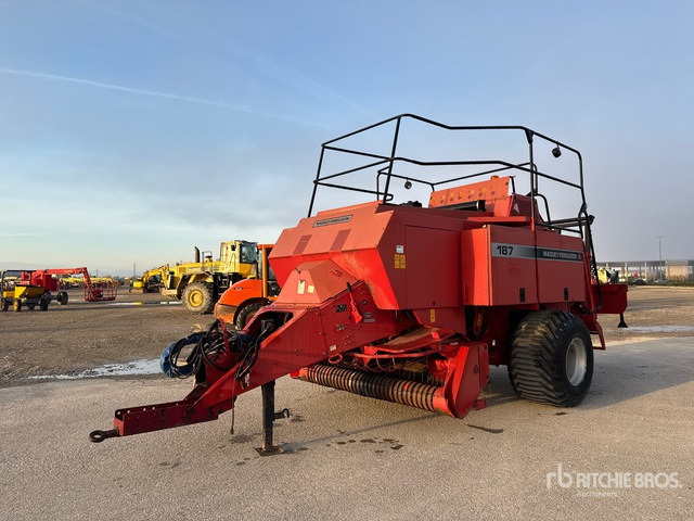 Massey Ferguson 187 Round Baler - Heinapress, ümmargune: pilt 1 Massey Ferguson 187 Round Baler - Heinapress, ümmargune: pilt 1