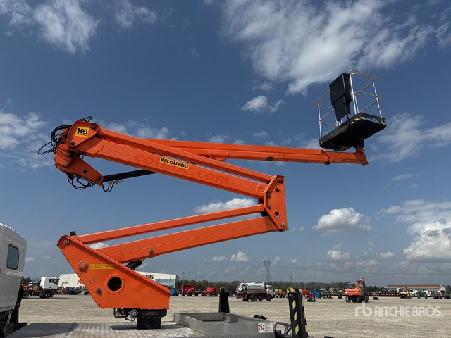 Nissan Cabstar 35.12 Piattaforma autocarrata - Veoautolt tõusev platvorm: pilt 5 Nissan Cabstar 35.12 Piattaforma autocarrata - Veoautolt tõusev platvorm: pilt 5