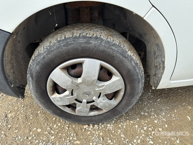 Nissan NV400 Autocarro furgonato - Väike kaubik: pilt 4 Nissan NV400 Autocarro furgonato - Väike kaubik: pilt 4