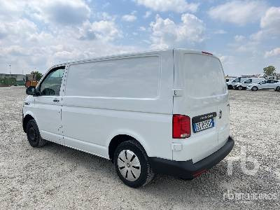 VOLKSWAGEN TRANSPORTER Panel Short Wheelbase 4X4 2.0 T ... - Kasti veoauto: pilt 2 VOLKSWAGEN TRANSPORTER Panel Short Wheelbase 4X4 2.0 T ... - Kasti veoauto: pilt 2