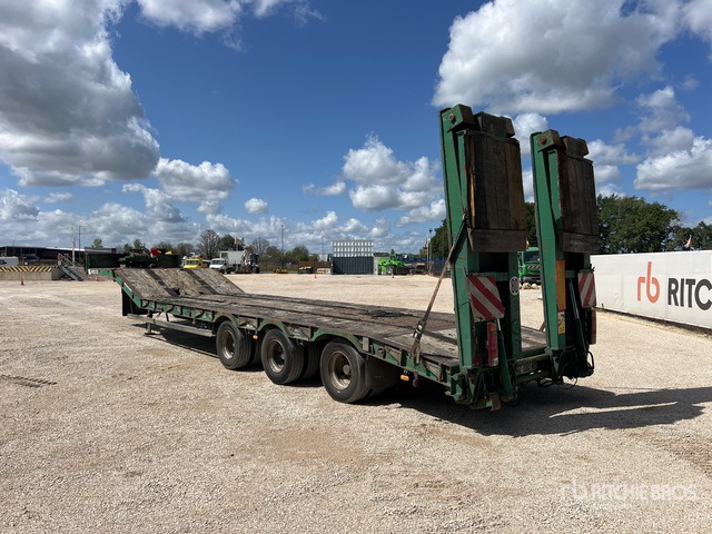 2001 Kaiser S4503F2C Tri/A Semi-Remorque Porte-Engin ... Lowboy Trailer - Madal platvormpoolhaagis: pilt 3 2001 Kaiser S4503F2C Tri/A Semi-Remorque Porte-Engin ... Lowboy Trailer - Madal platvormpoolhaagis: pilt 3