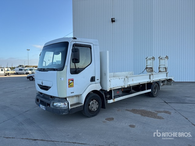 2001 Renault Midlum 180 4x2 Camion Plateau 4x2 Flatbed Truck - Madelveok/ Platvormveok: pilt 2 2001 Renault Midlum 180 4x2 Camion Plateau 4x2 Flatbed Truck - Madelveok/ Platvormveok: pilt 2