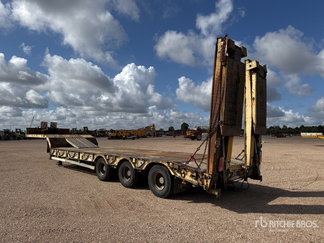 2002 Kaiser SSB345 Tri/A Semi-Remorque Porte- Engi ... Lowboy Trailer - Madal platvormpoolhaagis: pilt 3 2002 Kaiser SSB345 Tri/A Semi-Remorque Porte- Engi ... Lowboy Trailer - Madal platvormpoolhaagis: pilt 3