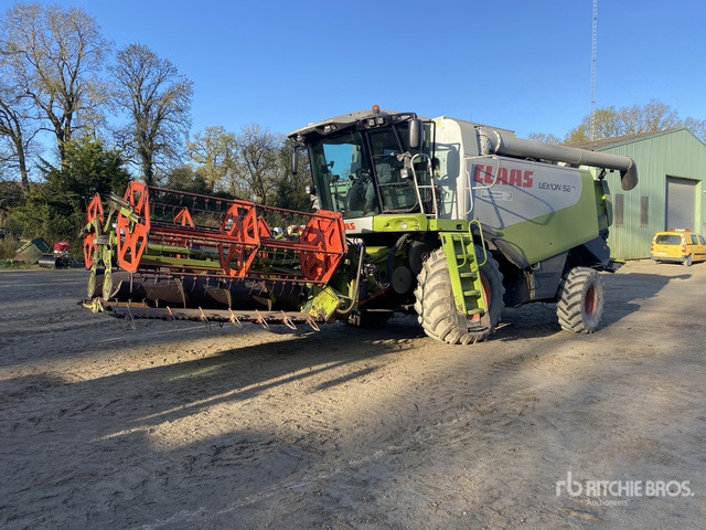 2005 Claas Lexion 520 4x4 Moissonneuse Batteuse Combine Harvester - Hooldusniiduk/ Multšer: pilt 1 2005 Claas Lexion 520 4x4 Moissonneuse Batteuse Combine Harvester - Hooldusniiduk/ Multšer: pilt 1