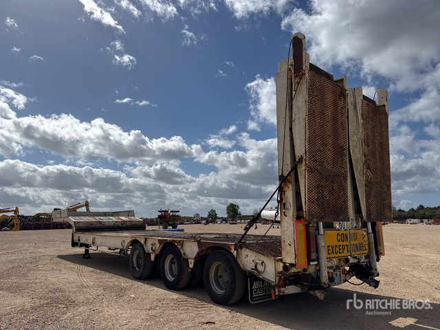 2007 Castera 3SS34T Tri/A Semi-Remorque Porte-Engin ... Lowboy Trailer - Madal platvormpoolhaagis: pilt 4 2007 Castera 3SS34T Tri/A Semi-Remorque Porte-Engin ... Lowboy Trailer - Madal platvormpoolhaagis: pilt 4