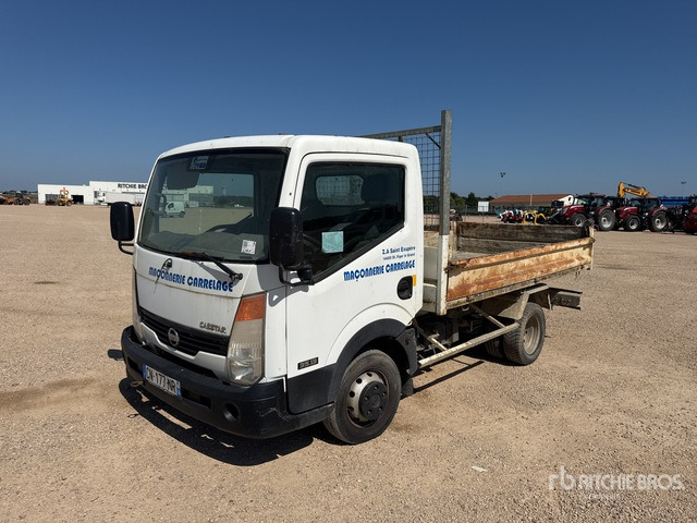 2008 Nissan Cabstar 35.13 Camion Benne (Inoperable) Dump Truck: Light Duty - Tarbesõiduk kallur: pilt 2 2008 Nissan Cabstar 35.13 Camion Benne (Inoperable) Dump Truck: Light Duty - Tarbesõiduk kallur: pilt 2