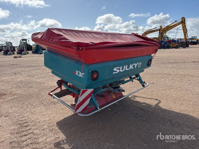 2008 Sulky X36 36 m 3-Point 3600 L Epandeur A ... Fertilizer Spreader - Väetiselaoturid: pilt 3 2008 Sulky X36 36 m 3-Point 3600 L Epandeur A ... Fertilizer Spreader - Väetiselaoturid: pilt 3