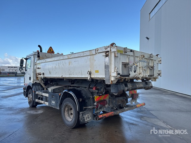 2011 MAN TGM15.250 4x2 Camion Ampliroll Roll-Off Truck - Nöörtõstukiga veoauto: pilt 2 2011 MAN TGM15.250 4x2 Camion Ampliroll Roll-Off Truck - Nöörtõstukiga veoauto: pilt 2