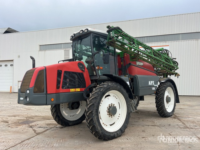 2011 Preciculture TR4240/A/MN/C3U/146 36 m 4x4 High Clearance Seguip ... Self-Propelled Sprayer - Iseliikuv pihusti: pilt 2 2011 Preciculture TR4240/A/MN/C3U/146 36 m 4x4 High Clearance Seguip ... Self-Propelled Sprayer - Iseliikuv pihusti: pilt 2