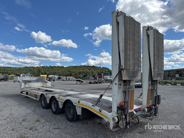 2012 Faymonville Multimax 56500 kg Tri/A Semi-Remorque Po ... Lowboy Trailer - Madal platvormpoolhaagis: pilt 4 2012 Faymonville Multimax 56500 kg Tri/A Semi-Remorque Po ... Lowboy Trailer - Madal platvormpoolhaagis: pilt 4
