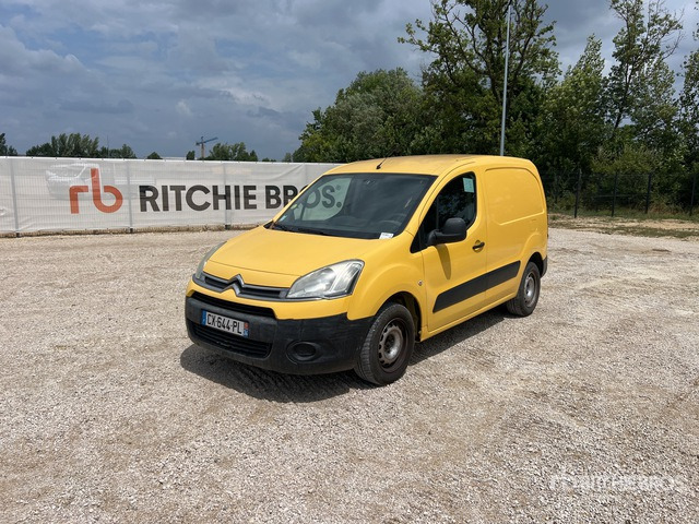 2013 Citroen Berlingo Vehicule Utilitaire Cargo Van - Väike kaubik: pilt 2 2013 Citroen Berlingo Vehicule Utilitaire Cargo Van - Väike kaubik: pilt 2