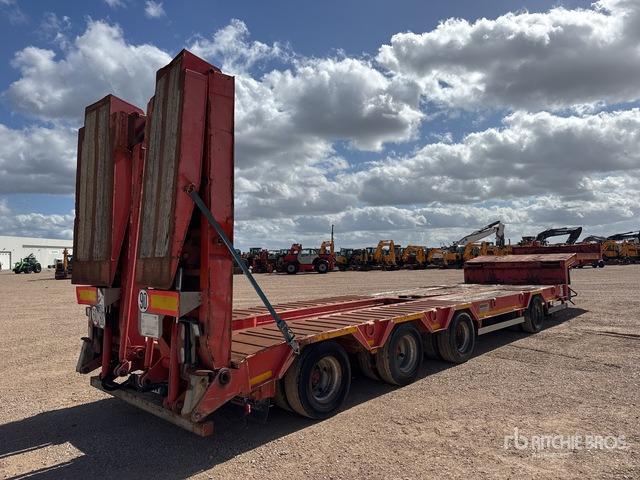 2016 Louault SR44 Quad/A Expandable Axle Semi-Rem ... Lowboy Trailer - Madal platvormpoolhaagis: pilt 4 2016 Louault SR44 Quad/A Expandable Axle Semi-Rem ... Lowboy Trailer - Madal platvormpoolhaagis: pilt 4