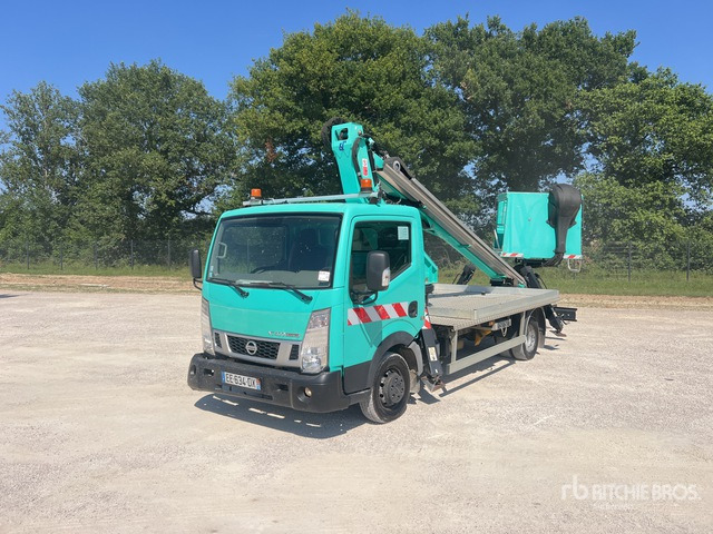 2016 Nissan Cabstar NT400 2016 Oil&Steel Scorpion 1812 16 ... Bucket Truck - Veoautolt tõusev platvorm: pilt 1 2016 Nissan Cabstar NT400 2016 Oil&Steel Scorpion 1812 16 ... Bucket Truck - Veoautolt tõusev platvorm: pilt 1