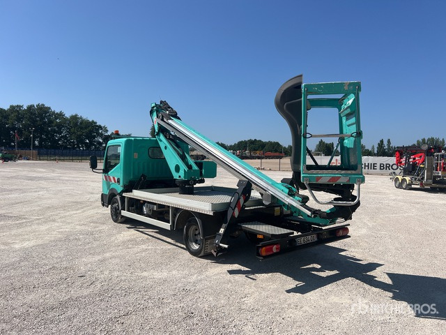 2016 Nissan Cabstar NT400 2016 Oil&Steel Scorpion 1812 16 ... Bucket Truck - Veoautolt tõusev platvorm: pilt 3 2016 Nissan Cabstar NT400 2016 Oil&Steel Scorpion 1812 16 ... Bucket Truck - Veoautolt tõusev platvorm: pilt 3