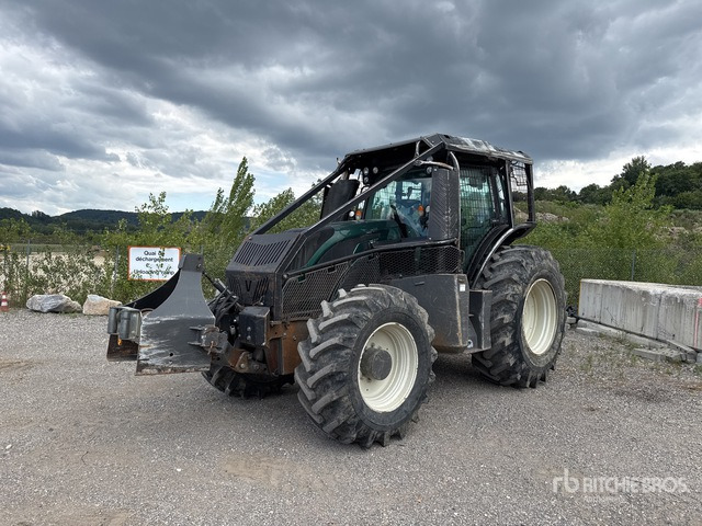 2017 Valtra T214 D Tracteur Agricole 4WD Tractor - Traktor: pilt 2 2017 Valtra T214 D Tracteur Agricole 4WD Tractor - Traktor: pilt 2