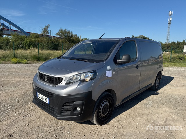 2021 Peugeot Expert Vehicule Utilitaire Cargo Van - Kaubik, Meeskonnaauto: pilt 2 2021 Peugeot Expert Vehicule Utilitaire Cargo Van - Kaubik, Meeskonnaauto: pilt 2