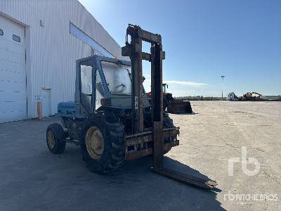 AUDUREAU-OMFORT 9030 2RM 3000 kg 4x2 Chariot Elevateur - Ebatasasel maastikul kohanduv kahveltõstuk: pilt 5 AUDUREAU-OMFORT 9030 2RM 3000 kg 4x2 Chariot Elevateur - Ebatasasel maastikul kohanduv kahveltõstuk: pilt 5