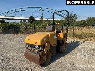 CAT CB214E Compacteur Vibrant Tandem (Inop ... - Teerull: pilt 1 CAT CB214E Compacteur Vibrant Tandem (Inop ... - Teerull: pilt 1