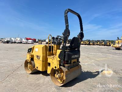 CAT CB24 Compacteur Vibrant Tandem - Teerull: pilt 2 CAT CB24 Compacteur Vibrant Tandem - Teerull: pilt 2