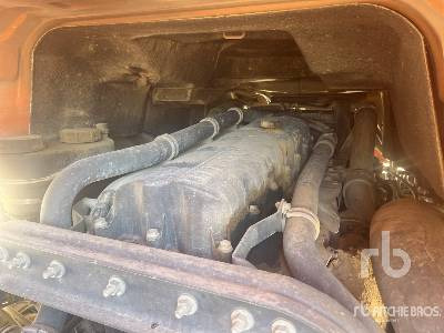 RENAULT KERAX 420 DCI 8x4 Camion Bi-Benne - Kallurauto: pilt 5 RENAULT KERAX 420 DCI 8x4 Camion Bi-Benne - Kallurauto: pilt 5