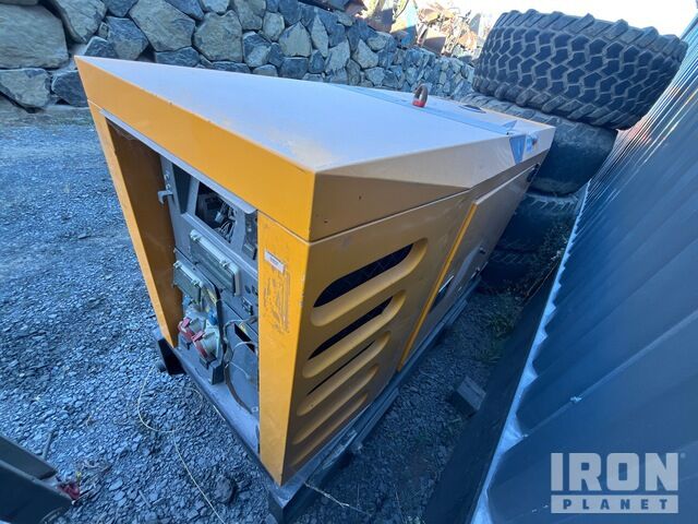Sdmo R44 Generator Set - Generaatorikomplekt: pilt 3 Sdmo R44 Generator Set - Generaatorikomplekt: pilt 3