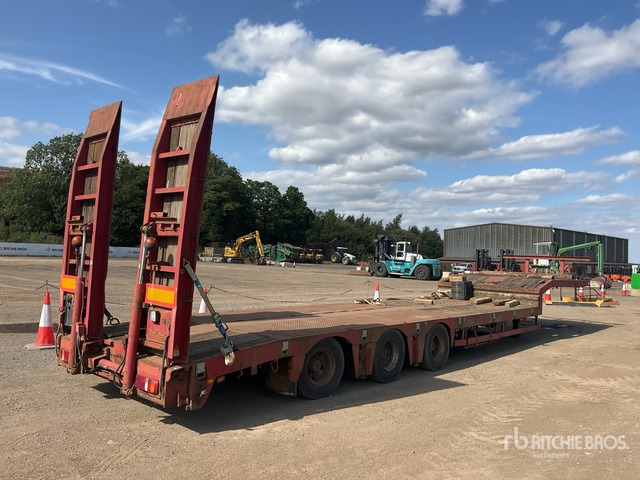 2006 Nooteboom OSD4803L 13 m Tri/A Single Drop Step Deck Trailer - Madal platvormpoolhaagis: pilt 3 2006 Nooteboom OSD4803L 13 m Tri/A Single Drop Step Deck Trailer - Madal platvormpoolhaagis: pilt 3