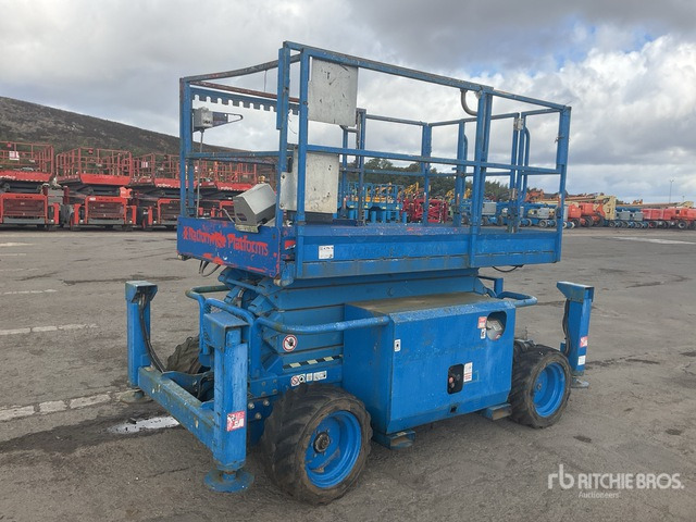 Käärlift 2007 Skyjack SJ6832 4x4 Diesel Scissor Lift: pilt 1