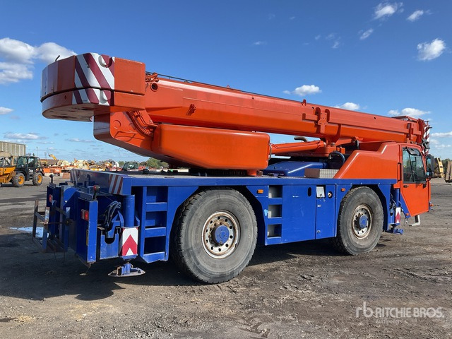 2008 Terex Demag AC40/2L 5 t 4x4 All Terrain Crane - Maastikukraana: pilt 5 2008 Terex Demag AC40/2L 5 t 4x4 All Terrain Crane - Maastikukraana: pilt 5