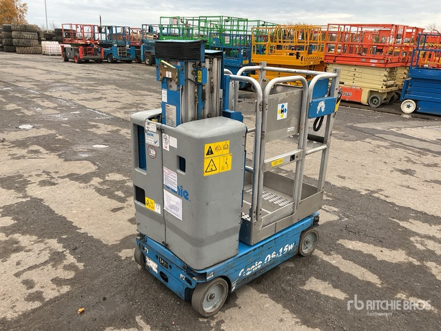 2014 Genie QS15 Vertical Mast Lift - Masttõstuk: pilt 4 2014 Genie QS15 Vertical Mast Lift - Masttõstuk: pilt 4