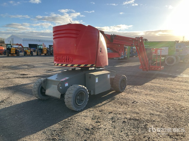 2014 Haulotte HA15IP 2WD Electric Articulating Boom Lift - Liigendpoom: pilt 4 2014 Haulotte HA15IP 2WD Electric Articulating Boom Lift - Liigendpoom: pilt 4