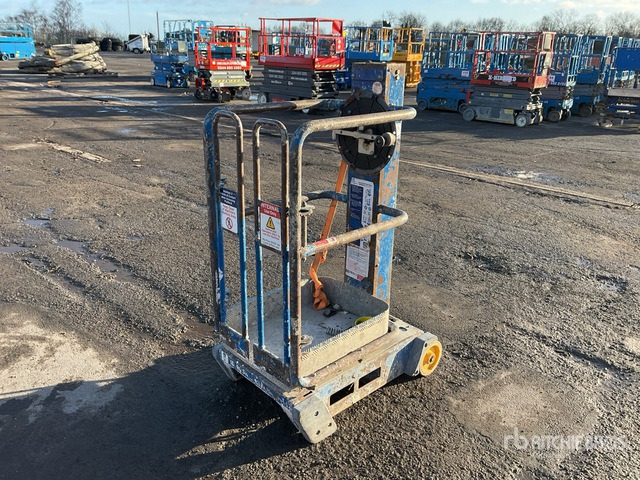 2015 Power Tower Peco Vertical Mast Lift - Masttõstuk: pilt 1 2015 Power Tower Peco Vertical Mast Lift - Masttõstuk: pilt 1