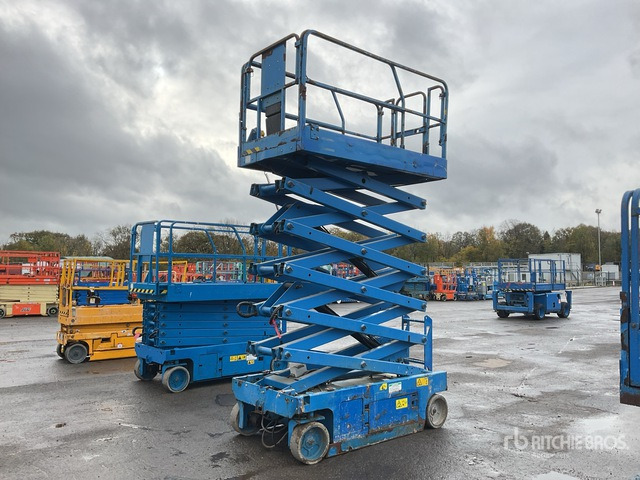 2016 Genie GS4047 Electric Scissor Lift - Käärlift: pilt 2 2016 Genie GS4047 Electric Scissor Lift - Käärlift: pilt 2