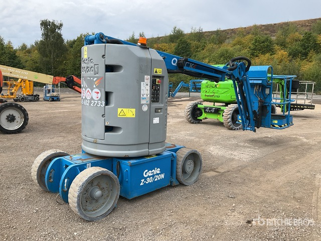 2016 Genie Z30N Vertical Mast Lift - Masttõstuk: pilt 3 2016 Genie Z30N Vertical Mast Lift - Masttõstuk: pilt 3