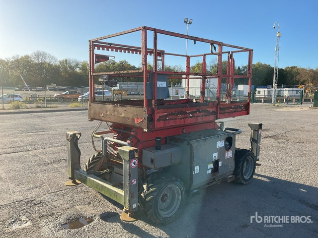 2016 Skyjack SJ5832 4x4 Diesel Scissor Lift - Käärlift: pilt 2 2016 Skyjack SJ5832 4x4 Diesel Scissor Lift - Käärlift: pilt 2