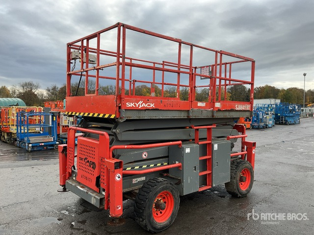 2016 Skyjack SJ8841 4x4 Diesel (Inoperable) Scissor Lift - Käärlift: pilt 1 2016 Skyjack SJ8841 4x4 Diesel (Inoperable) Scissor Lift - Käärlift: pilt 1