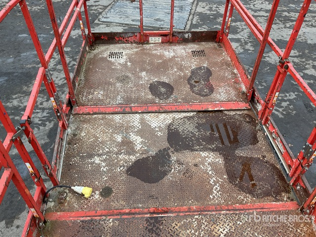 2016 Skyjack SJ8841 4x4 Diesel Scissor Lift - Käärlift: pilt 5 2016 Skyjack SJ8841 4x4 Diesel Scissor Lift - Käärlift: pilt 5