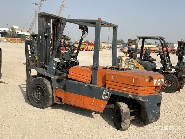 1995 Toyota 5FDA50 5 ton (Inoperable) Forklift - Diiseltõstuk: pilt 4 1995 Toyota 5FDA50 5 ton (Inoperable) Forklift - Diiseltõstuk: pilt 4