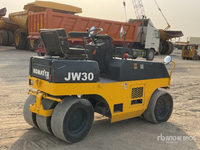 1996 Komatsu JW30-2 7 Wheel Pneumatic Roller - Pneumaatiline teerull: pilt 3 1996 Komatsu JW30-2 7 Wheel Pneumatic Roller - Pneumaatiline teerull: pilt 3