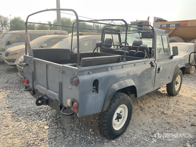 1996 Land Rover 110 4x4 (Inoperable) Pickup - Pikap: pilt 3 1996 Land Rover 110 4x4 (Inoperable) Pickup - Pikap: pilt 3